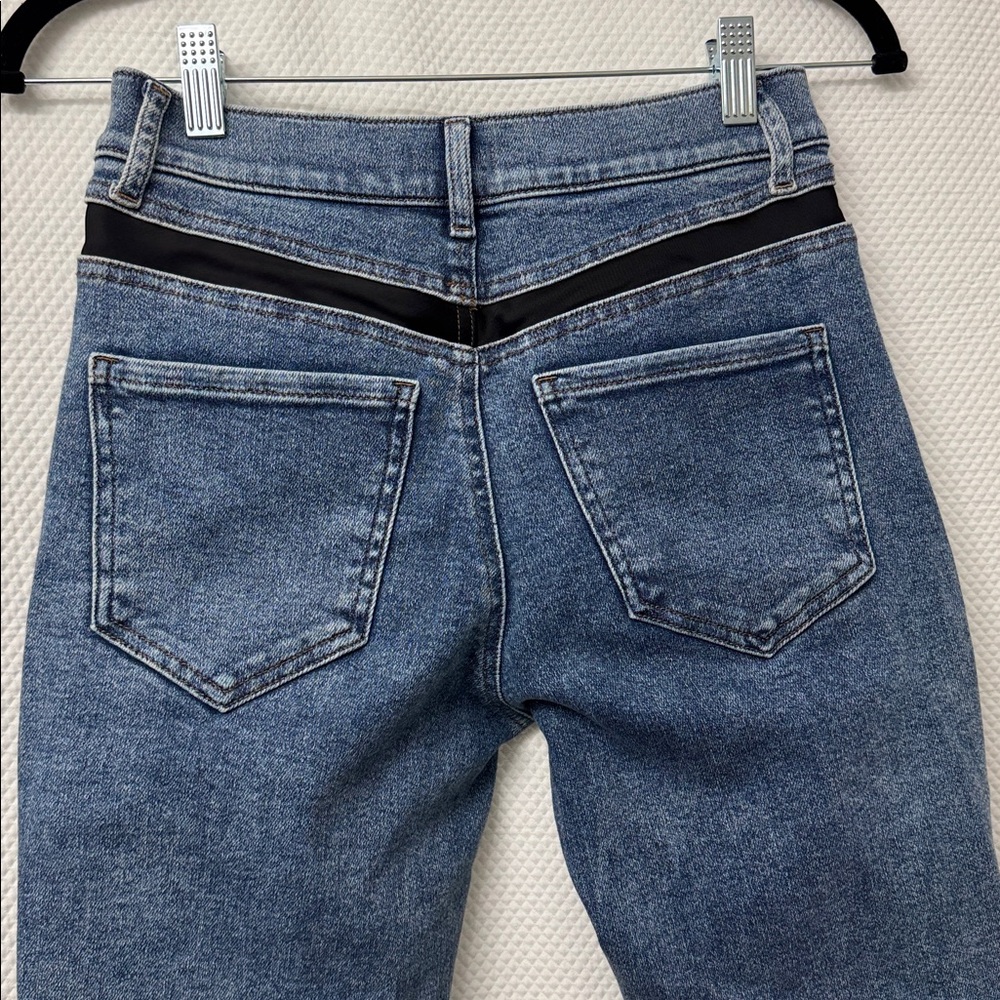Express Cropped Skinny Mid Rise Jeans - Picture 10 of 13